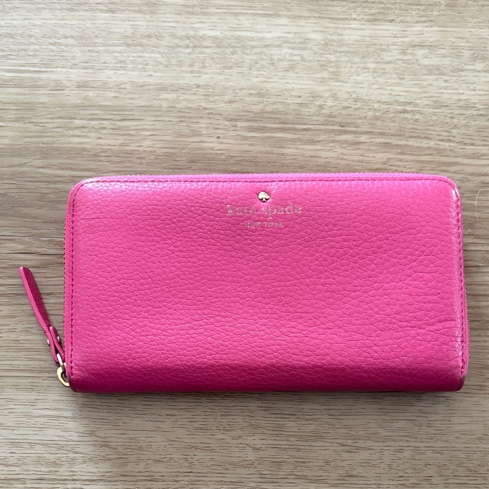 Preowned Kate Spade wallet